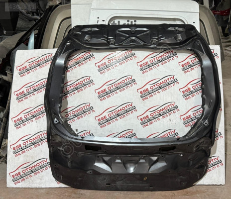 2024/2025 TOYOTA C-HR BAGAJ KAPAĞI ORJINAL HATASIZ