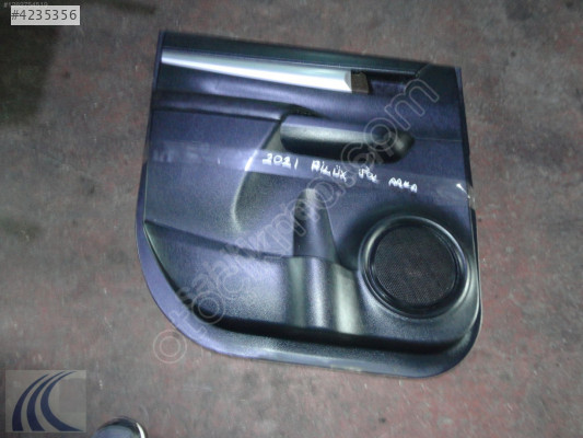 TOYOTA HILUX 2021 ÇIKMA SOL ARKA KAPI DÖŞEMESİ