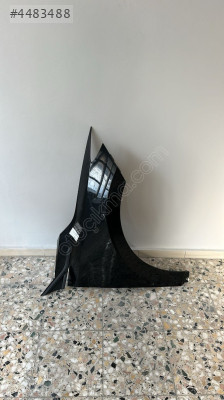 2023 MG4 SAĞ ÖN ÇAMURLUK