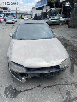 Opel OMEGA b kaput