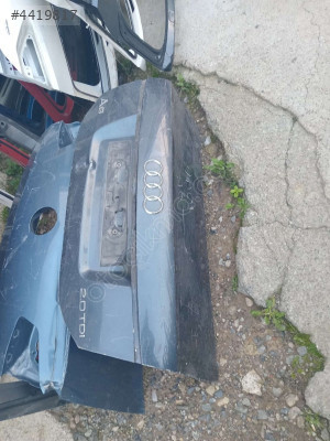 AUDİ A6 BAGAJ KAPAĞI
