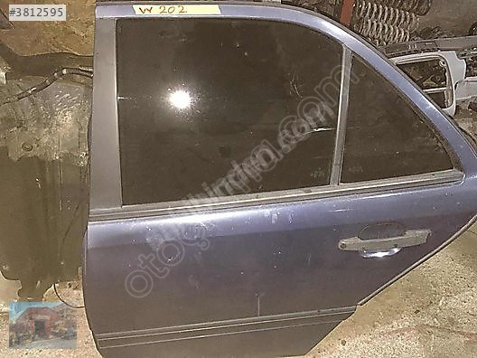 MERCEDES W202 C-SERİSİ ORJİNAL SOL ARKA KAPI (HATASIZ)