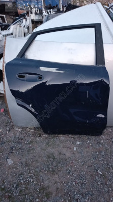 FORD PUMA SAĞ ARKA KAPI ÇIKMA ORJİNAL