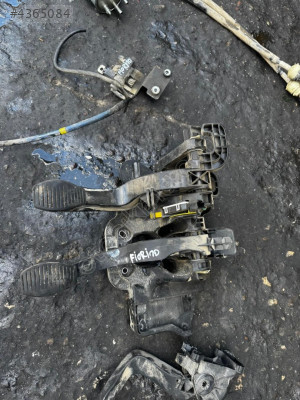 FİAT FİORİNO PEDAL SETİ KONUK OTO