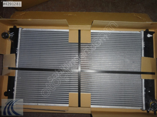 TOYOTA COROLLA 2004 YENİ YAN SANAYİ SU RADYATÖRÜ