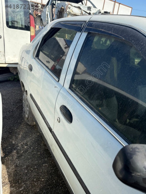 Fıat Albea sağ arka kapı