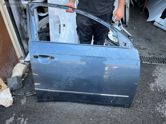 2006/2010 VW PASSAT B6 MAVİ SAĞ ÖN KAPI ORJINAL LOKALLIK
