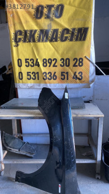 A3 sedan sol ön çamurluk