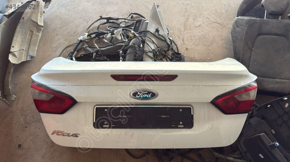 2013 FORD FOCUS ÇIKMA ORJİNAL HATASIZ BAGAJ KAPAGI