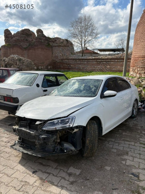 2015 VW JETTA ÇIKMA ORJİNAL HATASIZ SOL ARKA KAPI