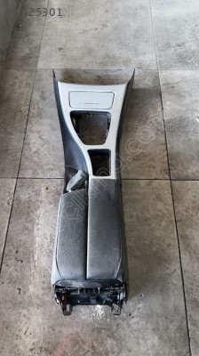 BMW E90 ORTA KONSOL MG OTO