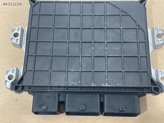 237102934S 237106243S 2013 RENAULT TALİSMAN 1.8 TCE MOTOR BEYNİ