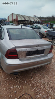 Vectra b bagaj kapağı