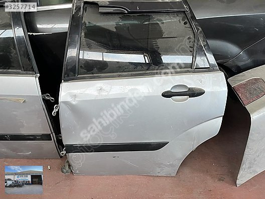 OTO CEMDEN ÇIKMA FORD FOCUS 1 SW SOL ARKA KAPI