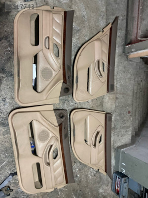 BMW E39 MAKAM PERDELİ KAPI DÖŞEMESİ TAKIMI BEJ KOLTUK TAKIMI