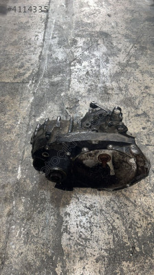 VOLKSWAGEN TRANSPORTER T4 2.5 MANUEL ŞANZIMAN ÇIKMA ORJİNAL VW