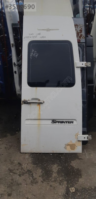 MERCEDES SPRİNTER SAĞ ARKA KAPI GÜÇMANLAR