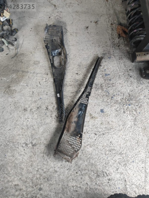 DACİA LOGAN ÖN CAM IZGARASI OTO FEDAİ