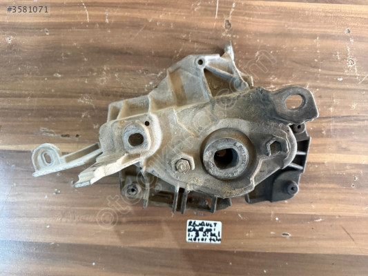 RENAULT KANGOO ŞANZUMAN KULAĞI ORJİNAL ÇIKMA 1.9 DİZEL