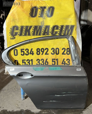 F10 BMW 5 Serisi Sağ Arka Kapı - Oto Çıkma Parçaları