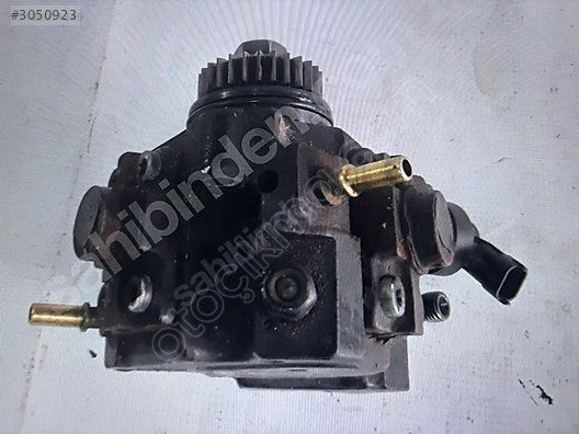 MERCEDES VİTO SERİSİ 447 KASA YAKIT POMPASI 167002972R