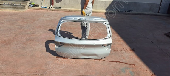 kia stonic arka bagaj sefalılar oto cıkma