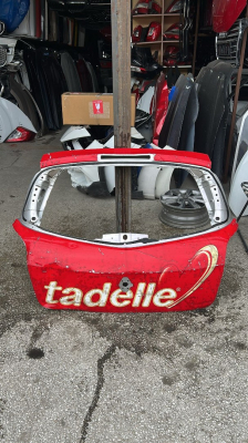 Clio 3 bagaj kapağı
