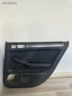 AUDİ A6 SAG ARKA KAPI DÖŞEMESİ 4B0867306