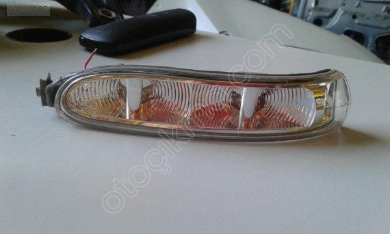 MERCEDES CLK W209 AYNA SINYALI LED SOL