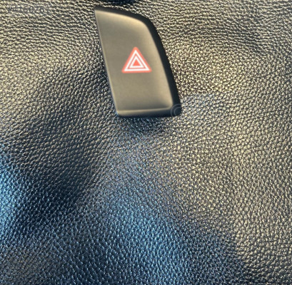 4 Lü Flaşör Düğmesi Q5 8R1941509