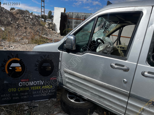 Ford Connect Sol ön Kapı Hatasız Orjinal Çıkma