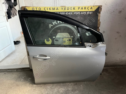 Peugeot 208 Sağ ön Kapı Hatasız Orjinal Çıkma (2012-2020)