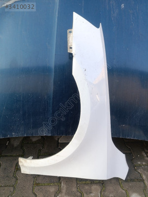 Skoda Octavia sol ön çamurluk