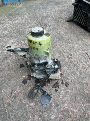 2023 trafic 2.0 otomatik direksiyon pompası