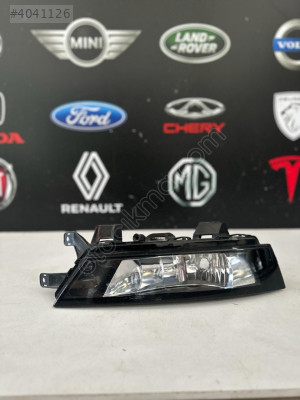 SKODA RAPİD SAĞ SİS FARI