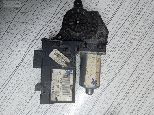 PEUGEOT 307 Sağ Ön Cam Motoru  9634457480