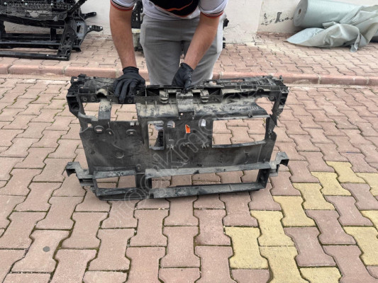 RENAULT MEGAN 4 ORJINAL ÖN PANELİ