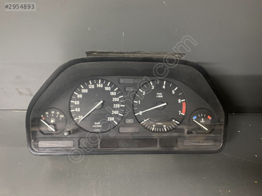 BMW E32 7.35 KİLOMETRE SAATİ