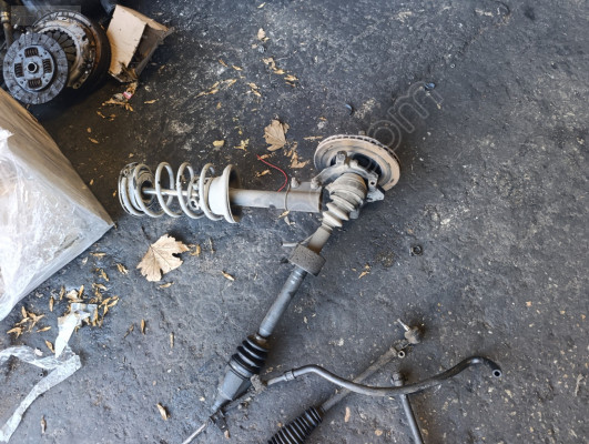 DACİA SOLENZA SAĞ ÖN TAŞIYICI