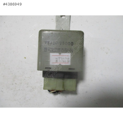 Hyundai Accent Silecek Zamanlama Rölesi 9542033000 95420-25000