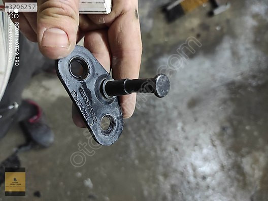 Volkswagen Jetta Bagaj Kilit Karşılığı 5C6827507