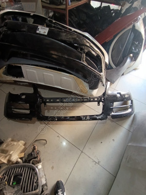 Volkswagen touareg ön tampon makyajlı orjinal çıkma parça