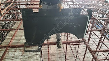 VW TRANSPORTER T5 T6 T7  KİSA ŞASE SAĞ ARKA CAMURLUK