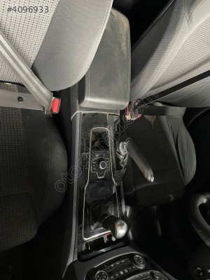 PEUGEOT 508 ORTA KONSOL KONUK OTO 05323167897