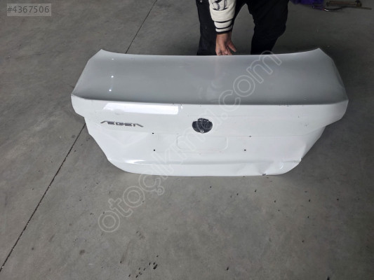 FİAT EGEA BEYAZ BAGAJ KAPAĞI ORJINAL BOYASIZ