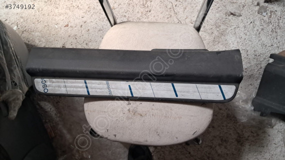 CHEVROLET CAPTİVA SOL ÖN KAPI ALT EŞİK BAKALİTİ.OTO ERKAN ÜNYE