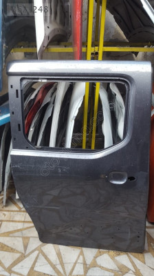 PEUGEOT RİFTER ÇIKMA SAĞ SÜRGÜLÜ KAPI ORJİNAL