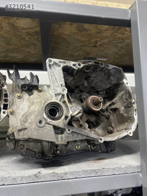 RENAULT CLİO 3 1.2 ÇIKMA ORJİNAL ŞANZIMAN