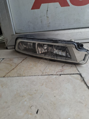 VOLKSWAGEN PASSAT SAĞ SİS FARI