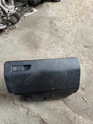 Mercedes w207 w212 çıkma torpido kapağı